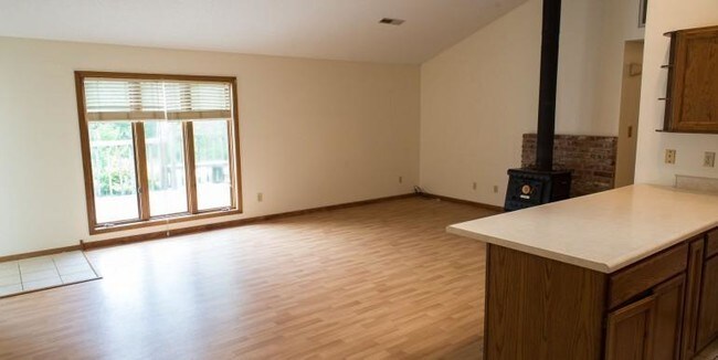 6650 N Creasy Springs Rd Columbia, MO 65202 Rentals ...