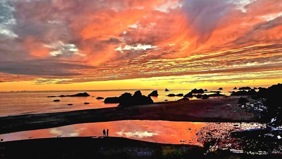 Sunset on Mill Beach - 1051 Wharf St