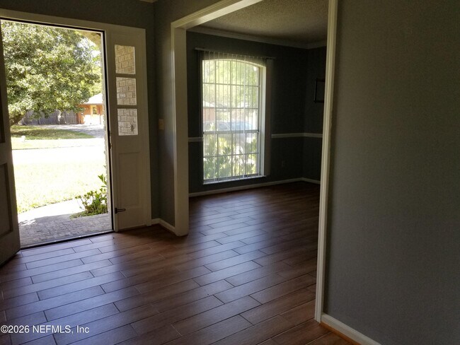 Foto del edificio - 7440 Secret Woods Trail