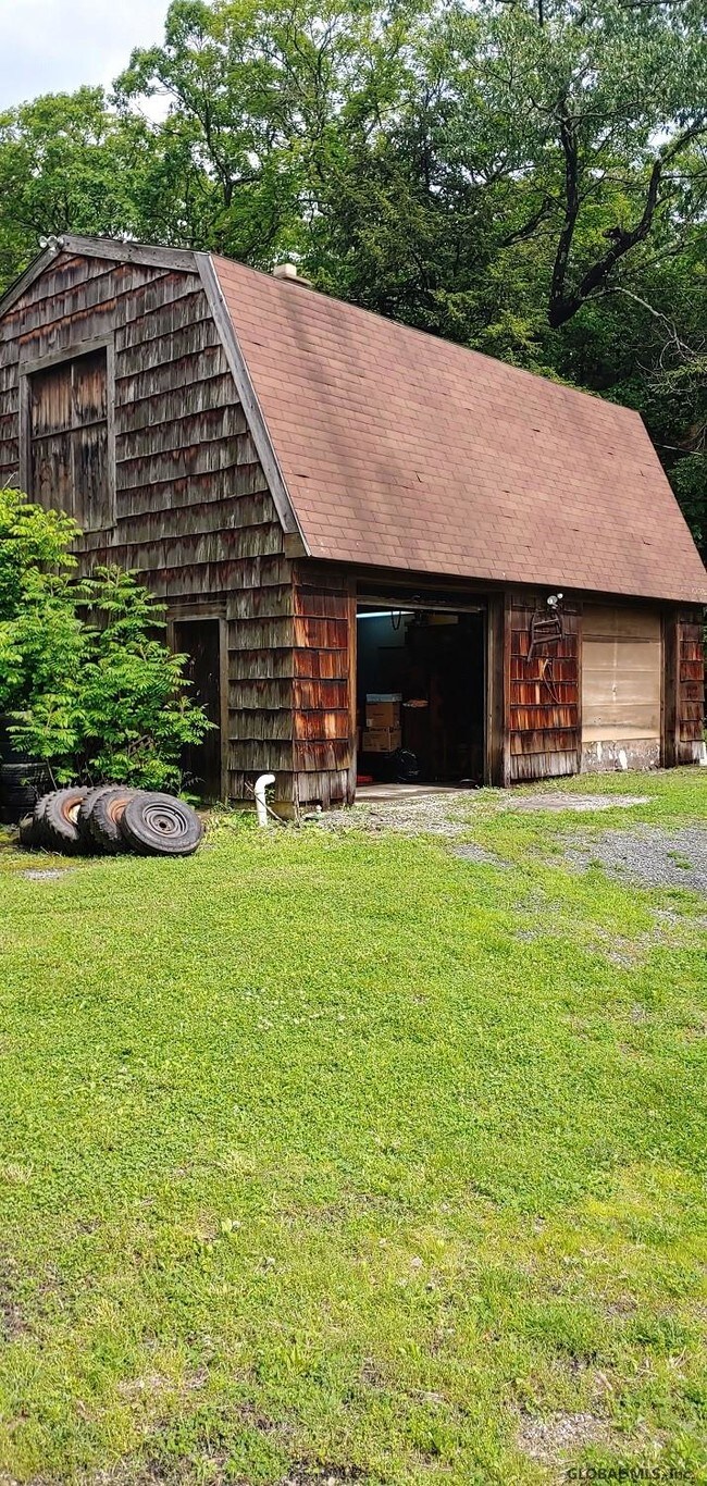 Building Photo - 1622 Cedar Grove Rd