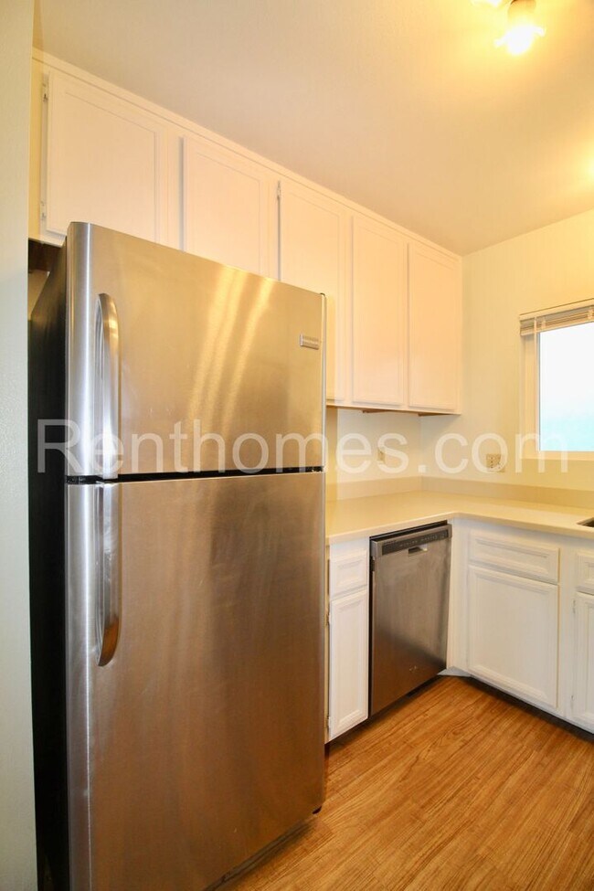 Foto del edificio - Allied Gardens, 6725 Mission Gorge Road #2...
