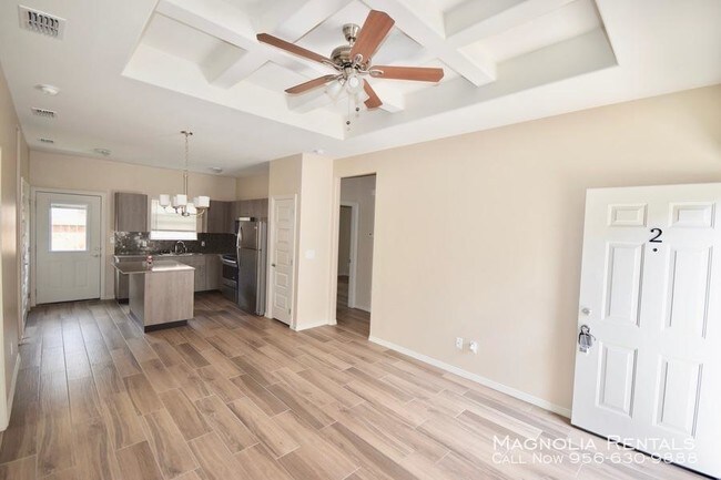 Building Photo - 3 bedroom in Alton TX 78573