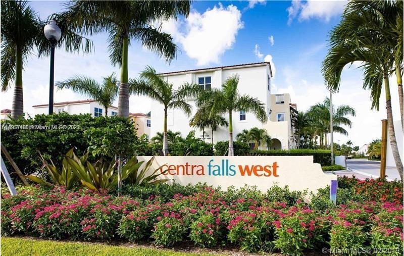 Foto principal - 12449 NW 18th Ct