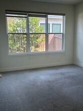 Building Photo - 10435 Anchorage Passage