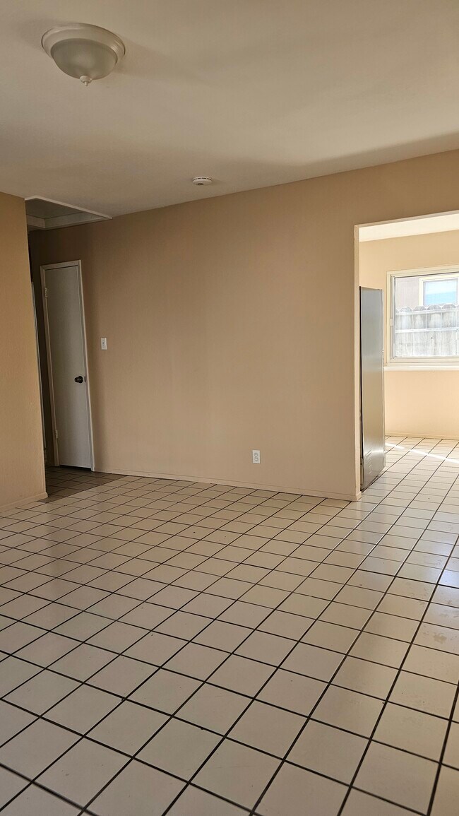 Foto del edificio - 1068 Waco St