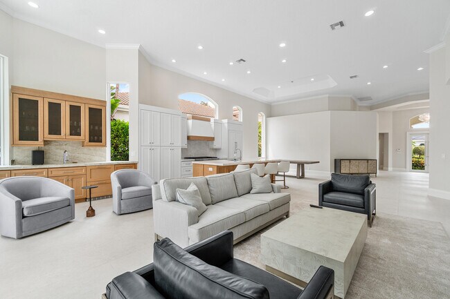Building Photo - 262 Isle Way