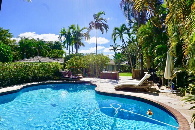 Foto del edificio - 13200 SW 59th Ave