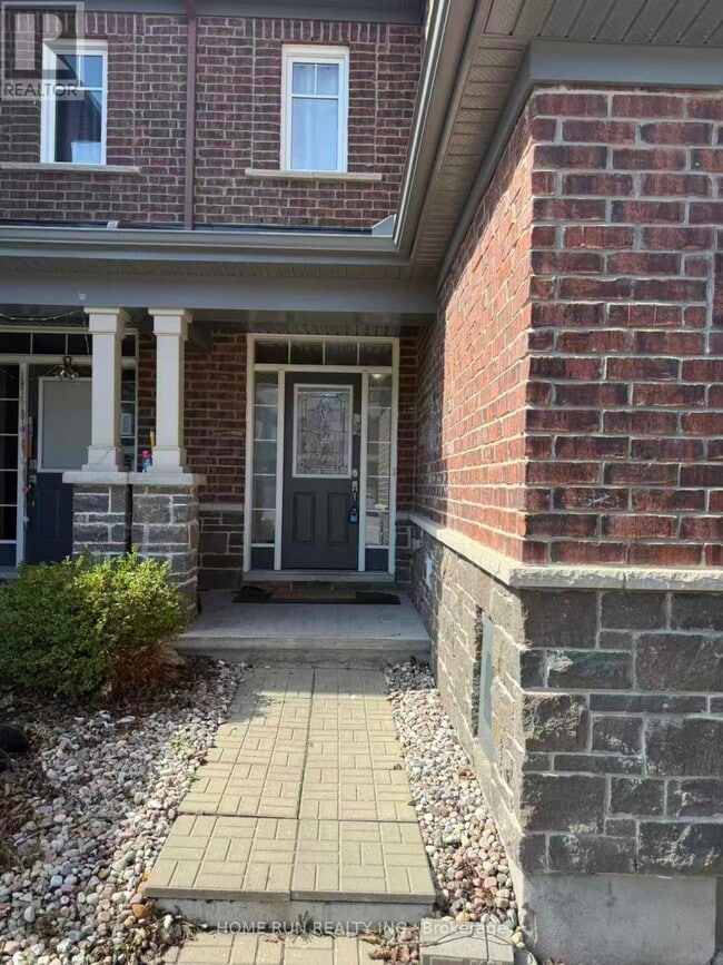 Building Photo - 212 Losino Cres