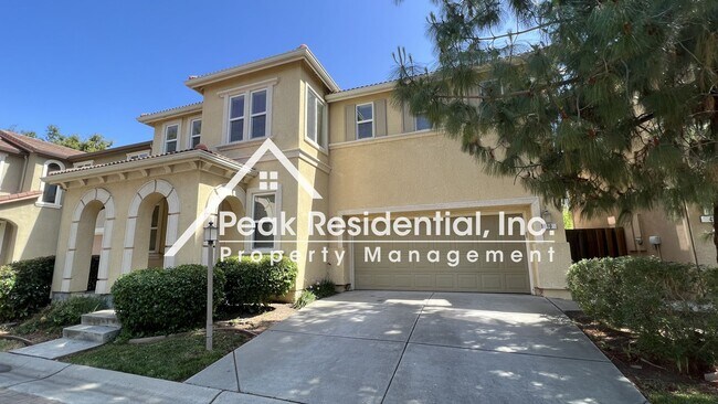 Building Photo - Spacious North Natomas 3bd/2.5ba House wit...