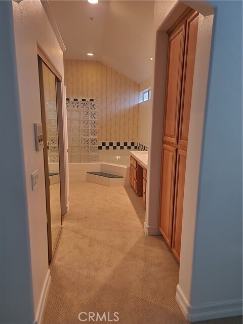 Building Photo - 6829 E Pinnacle Pointe