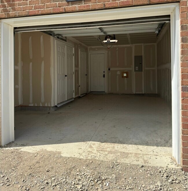 Foto del edificio - 813 Canterbury Ln