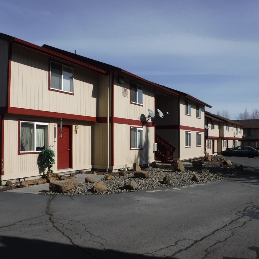 Foto principal - 1 Bed/1 Bath Eastside Apartment - Purcell ...