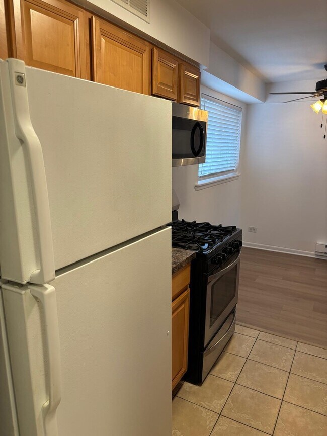 Foto del edificio - 1900 Knights Bridge Dr