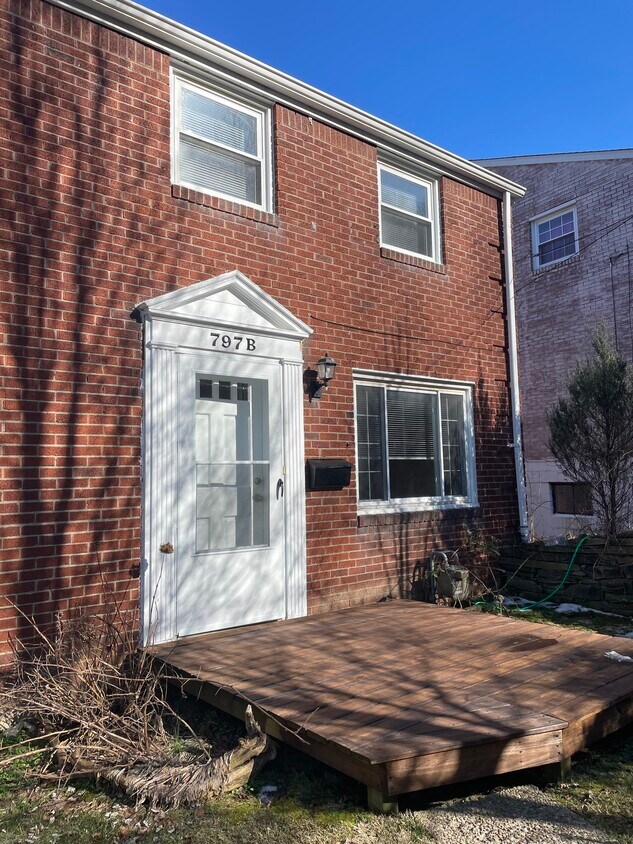 Foto principal - 797 Cooke Dr