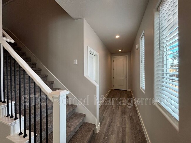 Building Photo - 879 S 4380 W