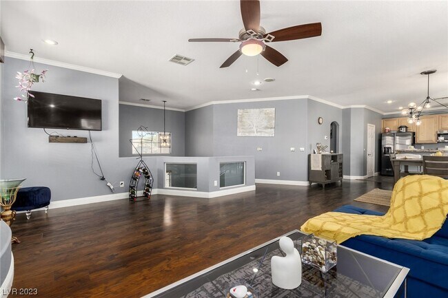 Building Photo - 8608 Honey Vine Ave