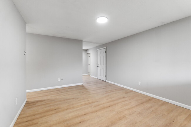 Foto del edificio - 577 Barcher Rd