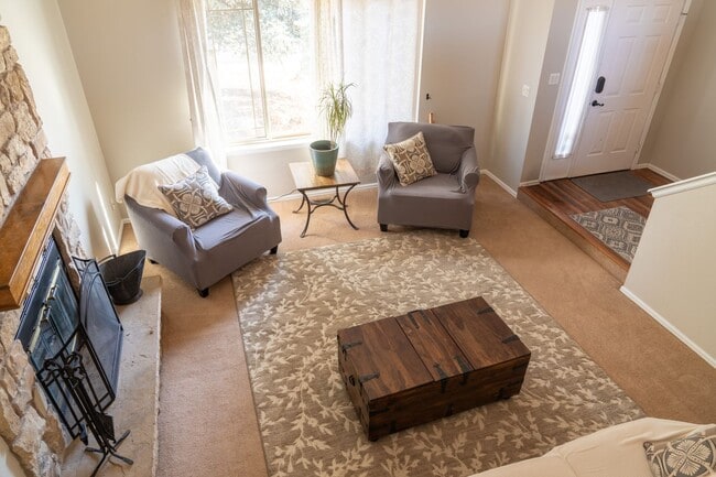 Building Photo - Fully Furnished 4 Bedroom Home Near Quail Lake!!!! MUST SEE!