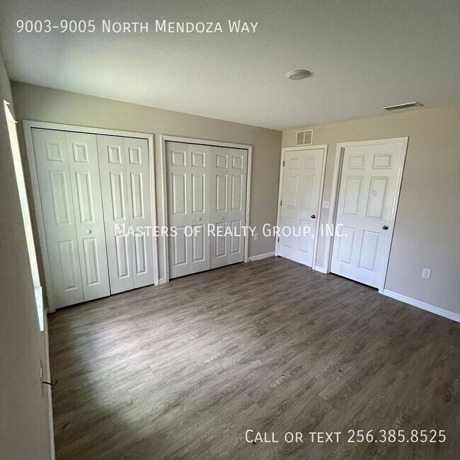 Building Photo - 9003-9005 North Mendoza Way-