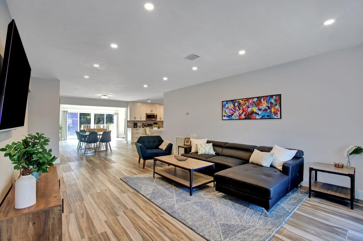 Foto principal - 2632 Madison St