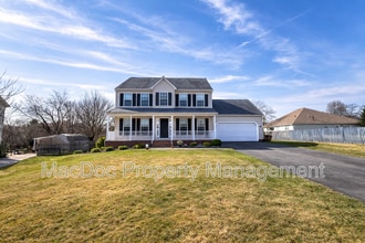 Building Photo - 6002 Bush Ct