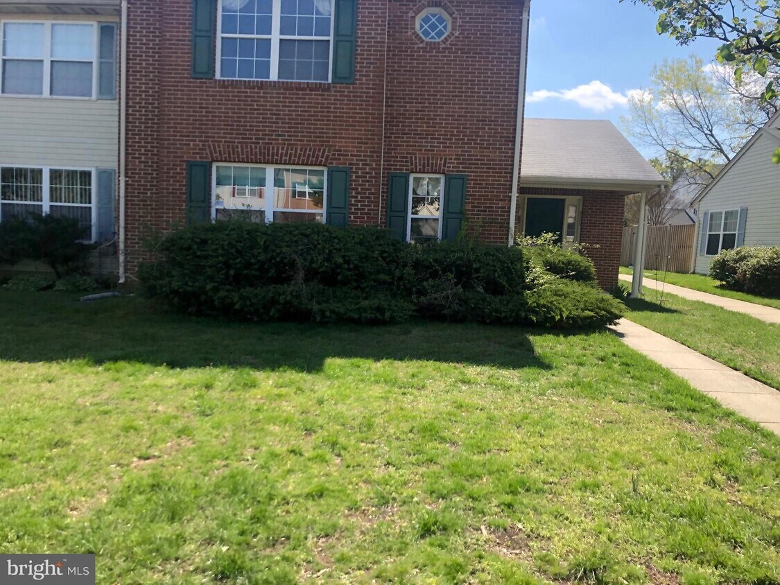 Foto principal - 5209 Grunion Pl