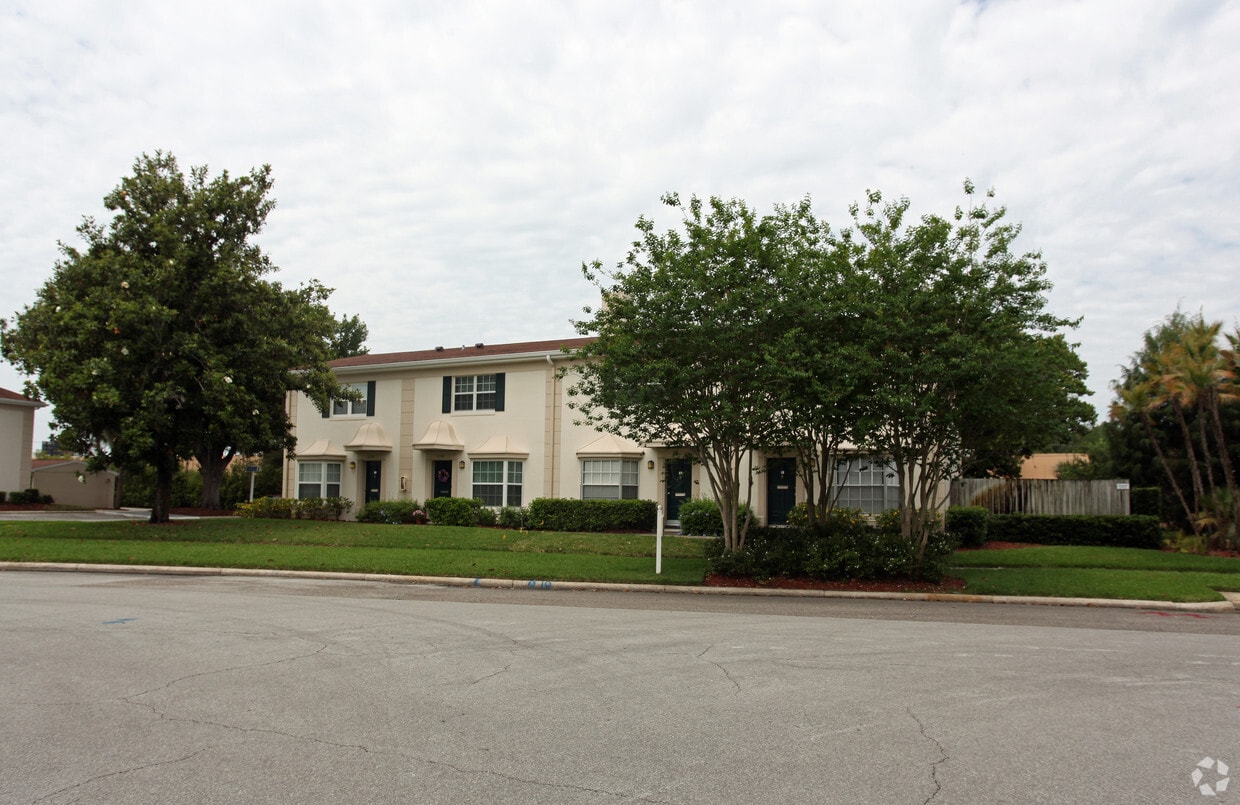 Primary Photo - Grand at Olde Carrollwood