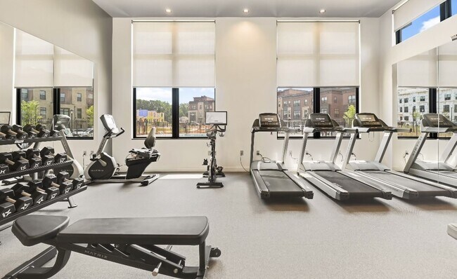 Foto del edificio - Sophisticated Rockville Corner Condo with Resort-Style Amenities, 2 Garage Parking Spaces