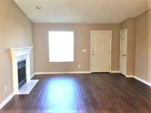 Building Photo - 449 Crossbow Drive