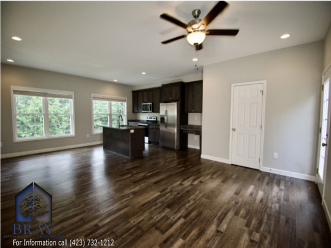 Foto del edificio - Modern 2-Bed Townhome in Ridge Pointe Subd...
