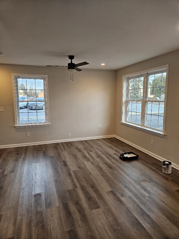 Foto del edificio - 427 W Main St