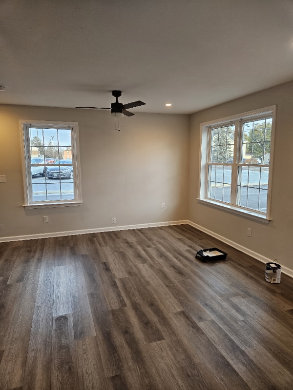 Building Photo - 427 W Main St