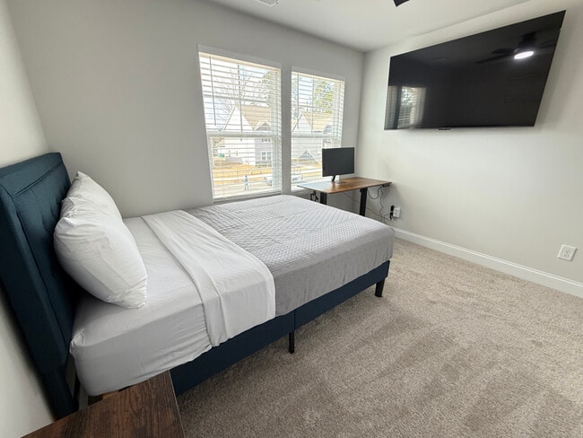 Building Photo - 4045 Grommet Ct