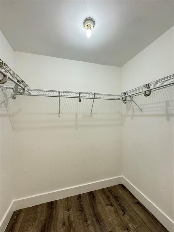 Foto del edificio - 16215 Saddle Club Rd