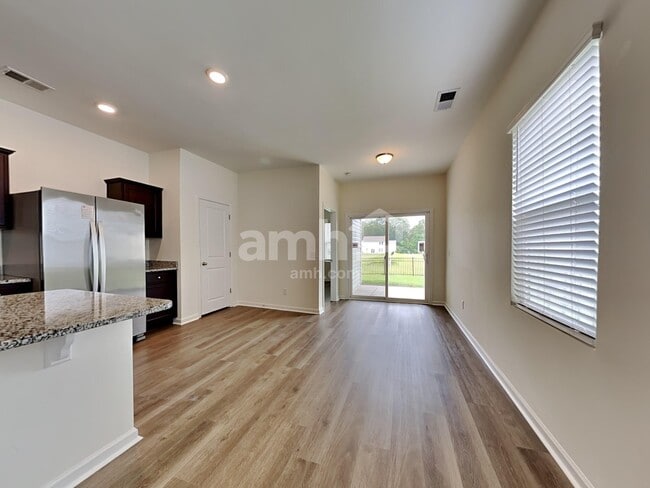 Building Photo - 219 Orion Way