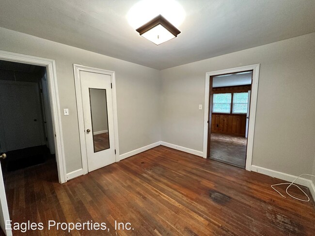 Building Photo - 3 br, 1 bath House - 1206 Wayne Memorial