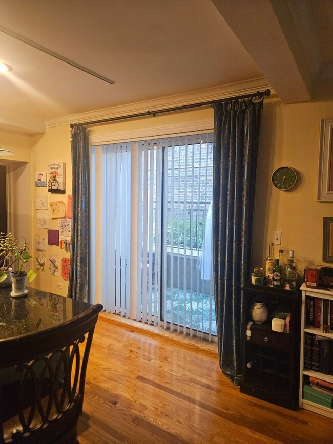 Foto del edificio - 1258 W Winona St