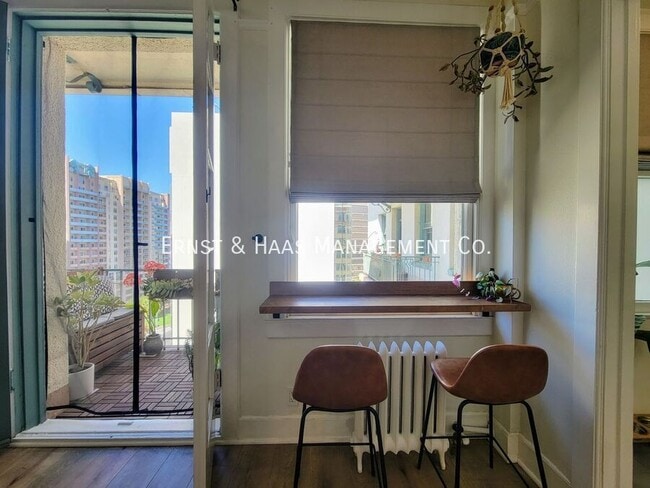 Foto del edificio - 455 E Ocean Blvd