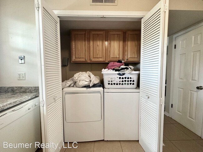 Foto del edificio - 2 br, 2 bath House - 2361 Sugartree Ct.