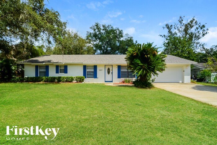 Primary Photo - 1257 Poinsettia Dr