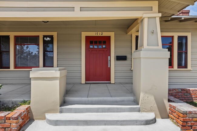 Building Photo - Mission Hills Craftsman!
