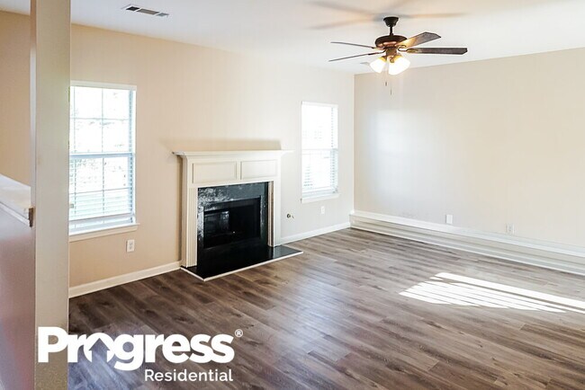 Building Photo - 7073 Cavender Dr SW