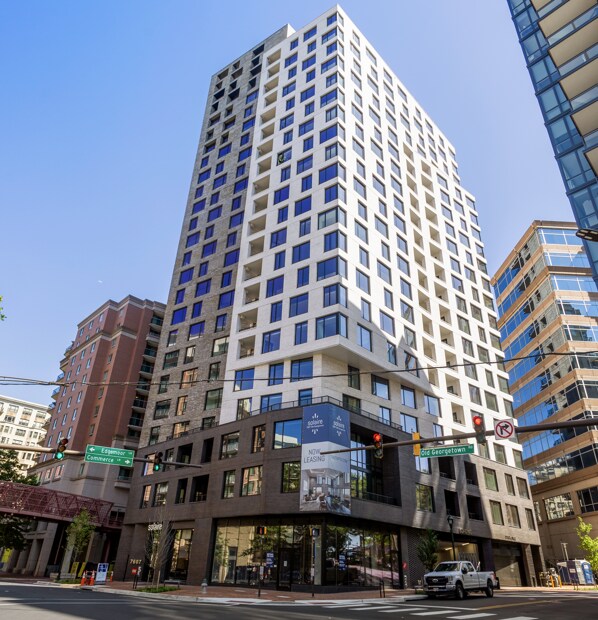 Foto del edificio - Solaire 7607 Old Georgetown