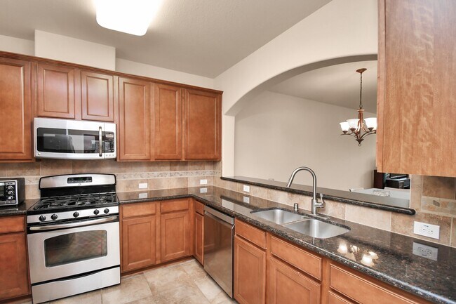 Foto del edificio - 2202 Waterford Park St