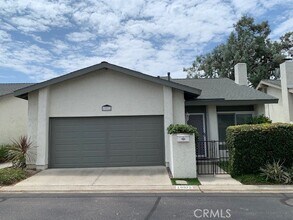 Building Photo - 19972 Wildwood Ct
