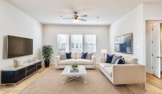 Foto del edificio - 801 Concan Dr