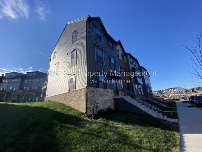 Foto del edificio - 1100 Rampart Dr