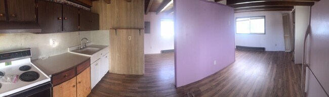 Foto del edificio - 303 N 1st St