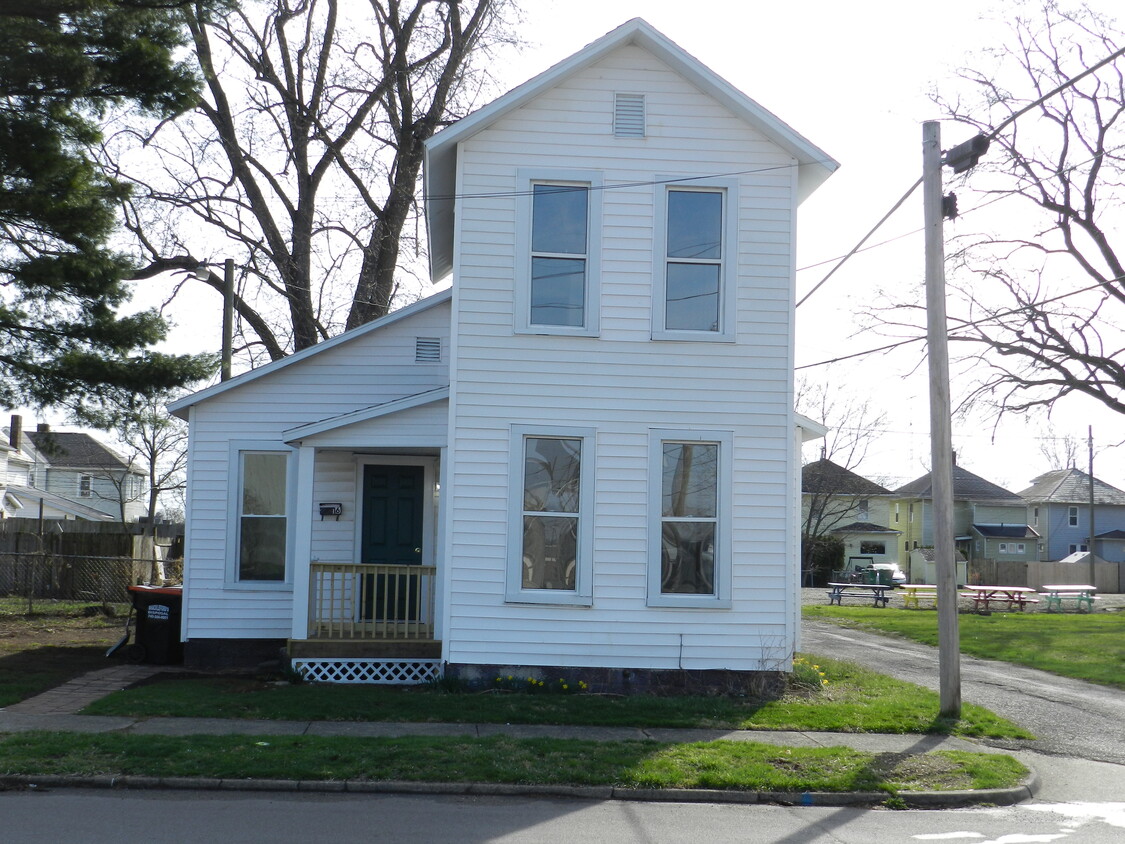 Primary Photo - 16 Mill St