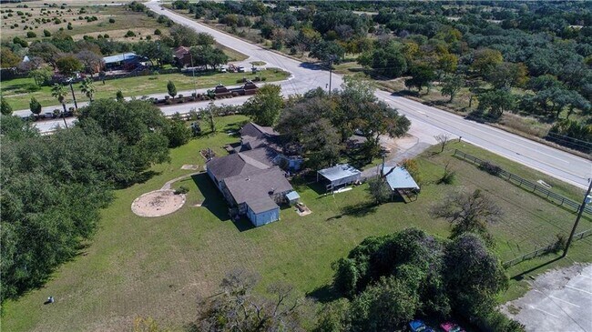 Building Photo - 3001 Woodall Dr